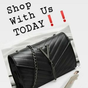 Classic Blk Shoulder Bag